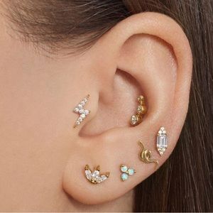 14k Gold CZ Lightning Bolt Flat Back Cartilage Helix Stud Earring ⚡️